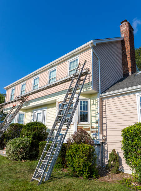 Affordable siding repair and maintenance services in Newcastle, CA